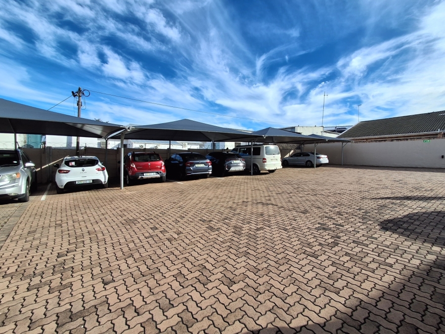 To Let Commercial Property for Rent in Nahoon Eastern Cape